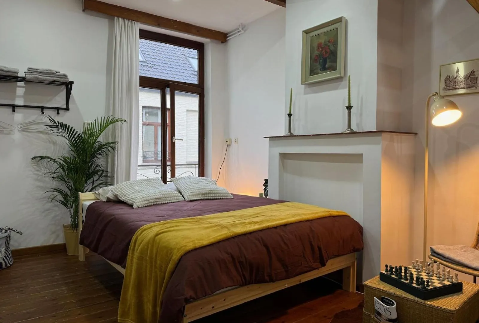 3-Person Cozy Place In The City Center Of Ghent contacts